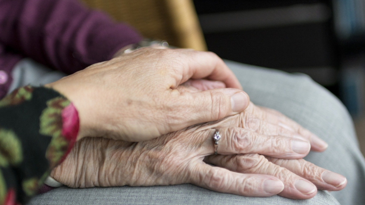 Les congés aidants pour faciliter le quotidien des accompagnants 